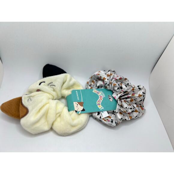 Squishmallow Cam the Cat Scrunchie Set - Picture 3 of 4
